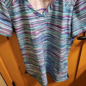 EUC Scrubletics Top with pockets Size Med